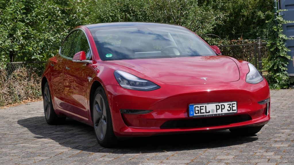 Tesla Model 3 44.700 km 29.990 &euro; Wachtendonk 47669
