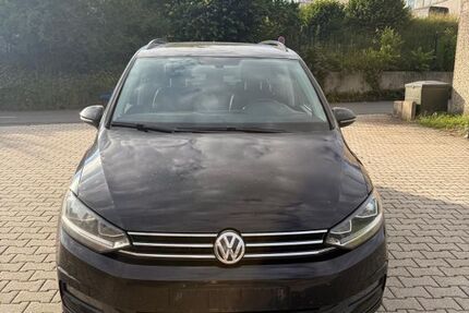 VW Touran 119.517 km 16.900 &euro; Gelsenkirchen 45899