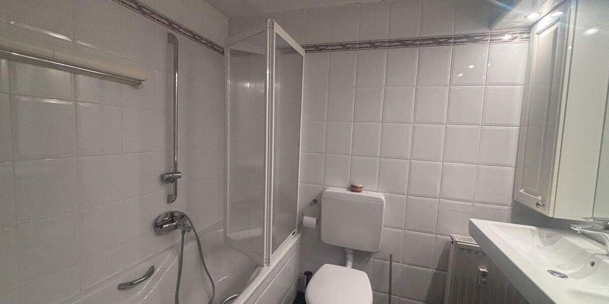 Etagenwohnung Willich Schiefbahn - 3 Zimmer, 87 m&sup2;, 195.000&euro; | Angebot:24765496