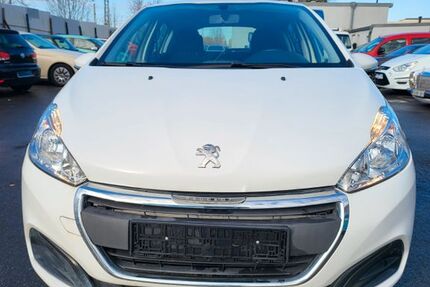 Peugeot 208 84.267 km 9.850 &euro; Düsseldorf 40597