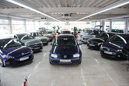 VW Golf 215.000 km 1.990 &euro; Essen 45356