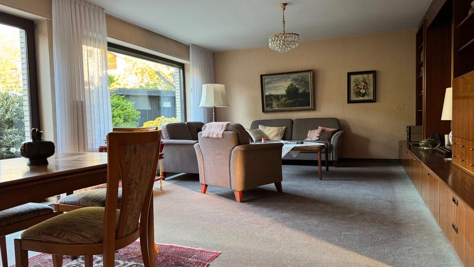 Einfamilienhaus Kaarst - 7 Zimmer, 232 m&sup2;, 940.000&euro; | Angebot:26921795