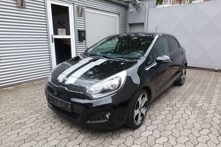 Kia Rio 178.000 km 4.599 &euro; Düsseldorf 40231