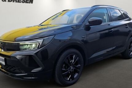 Opel Grandland (X) 62.287 km 17.950 &euro; Gelsenkirchen 45891