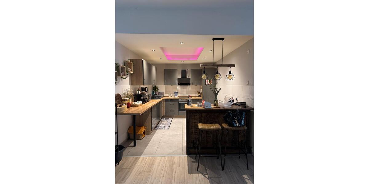 Erdgeschoßwohnung Krefeld - 4 Zimmer, 150 m&sup2;, 1.610&euro; | Angebot:26286786