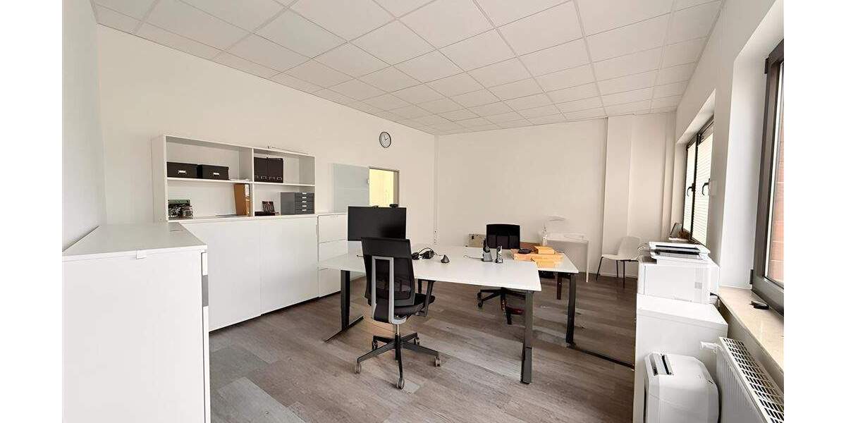 Gewerbeobjekt Ratingen Zentrum - 9 Zimmer, 380 m&sup2;, 3.525&euro; | Angebot:24670370