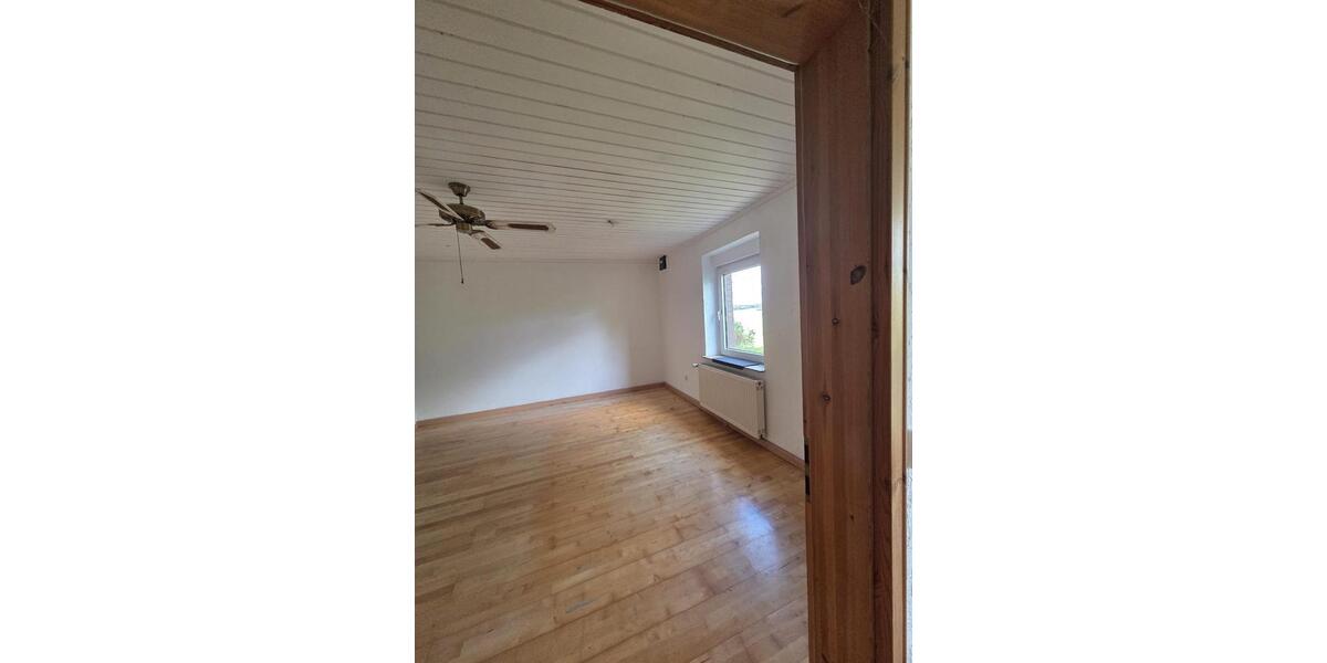 Etagenwohnung Alpen - 3 Zimmer, 145 m&sup2;, 1.500&euro; | Angebot:26074914