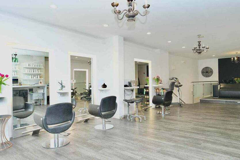 Vielfältige Gewerbeeinheit in attraktiver Lage von Meerbusch-Büderich - Ihr Business-Zuhause mit 296 m² Fläche. zimmer