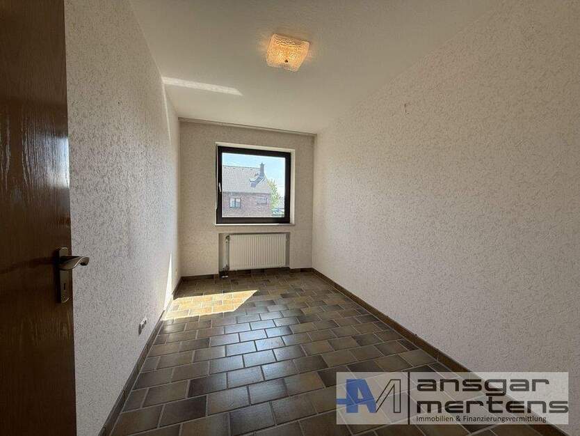 Toller Grundriss verteilt auf drei Zimmer & Balkon (M)EINE 90 m² Etagenwohnung in MG-Giesenkirchen 3 zimmer