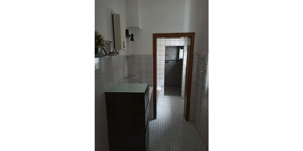 Etagenwohnung Neuss Innenstadt - 2 Zimmer, 56 m&sup2;, 650&euro; | Angebot:25391499