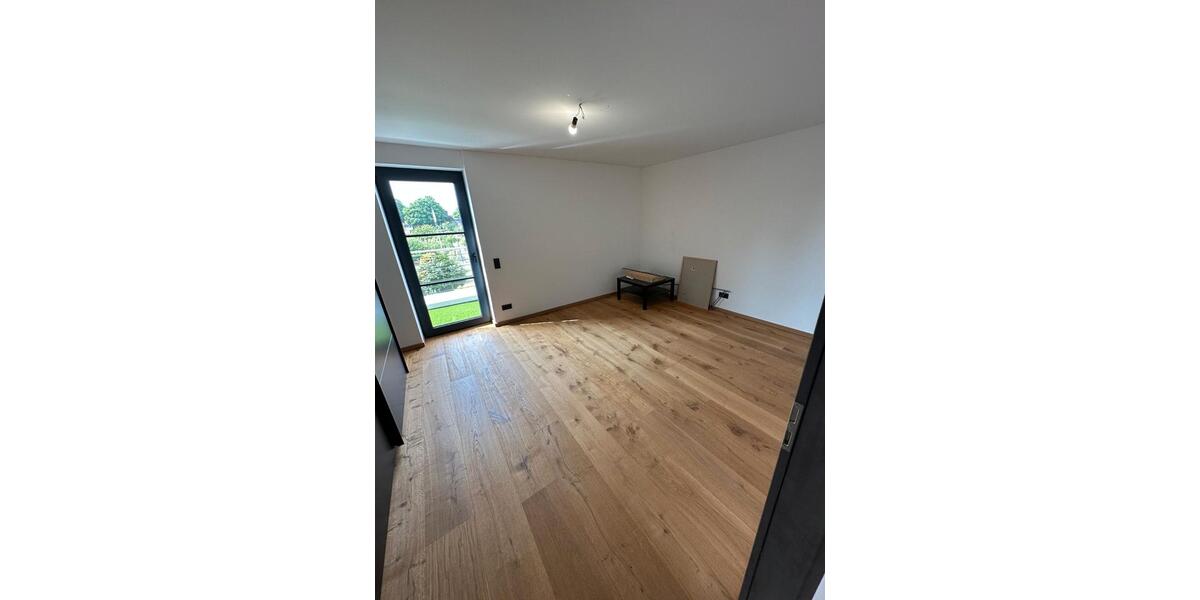 Bungalow Krefeld Benrad - 7 Zimmer, 260 m&sup2;, 1.395.000&euro; | Angebot:26589504