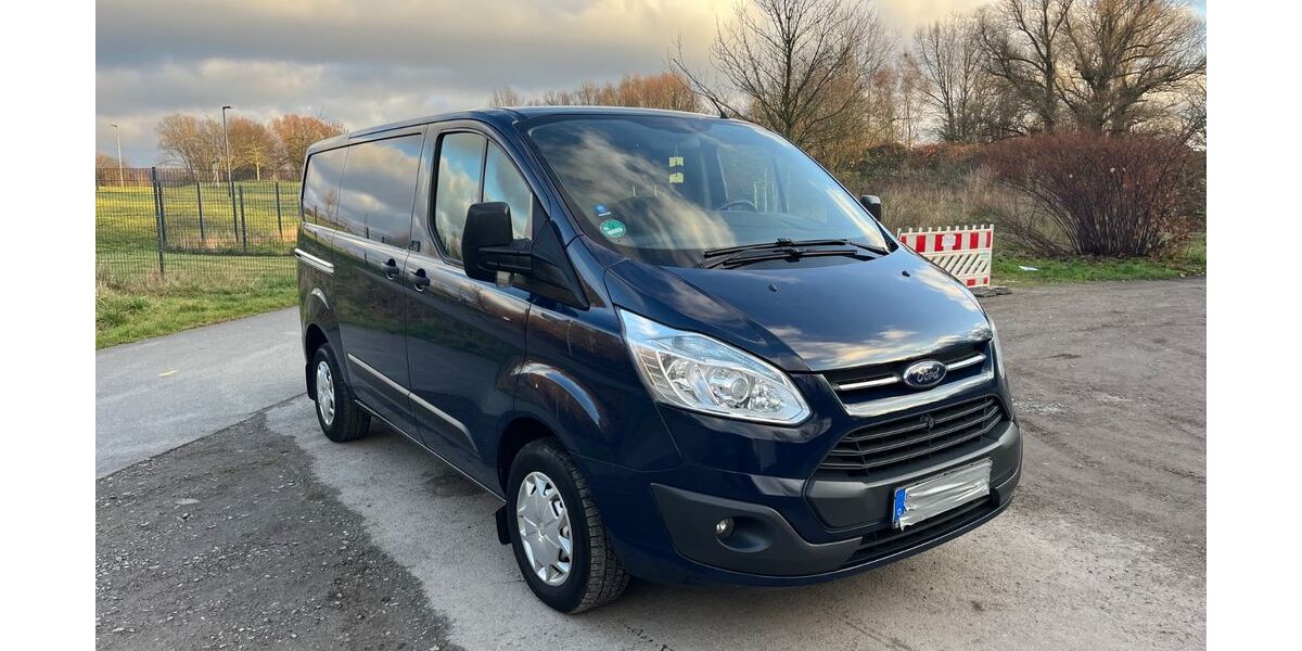 Ford Transit Custom 179.731 km 8.900 &euro; Essen 45327