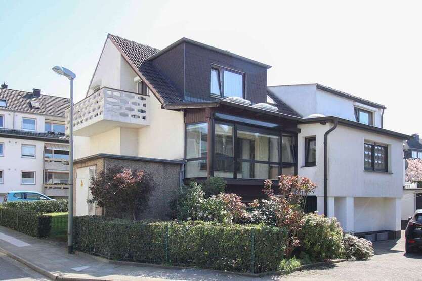 Haus zum Kaufen in Essen 460.000 € 220.13 m²