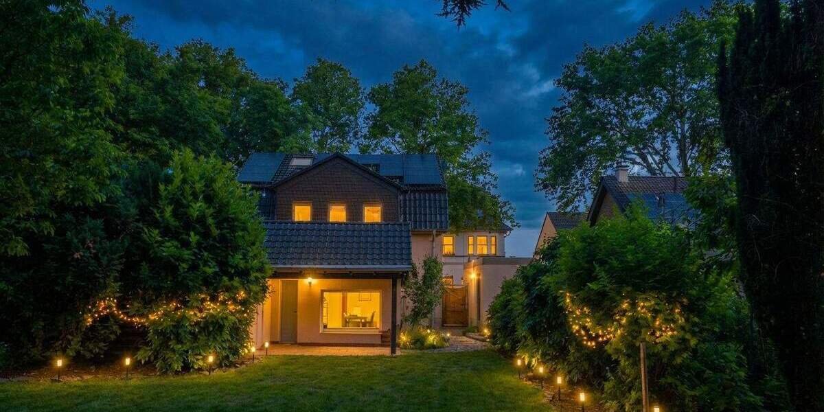 Einfamilienhaus Bottrop Eigen - 8 Zimmer, 162 m&sup2;, 638.000&euro; | Angebot:25696619