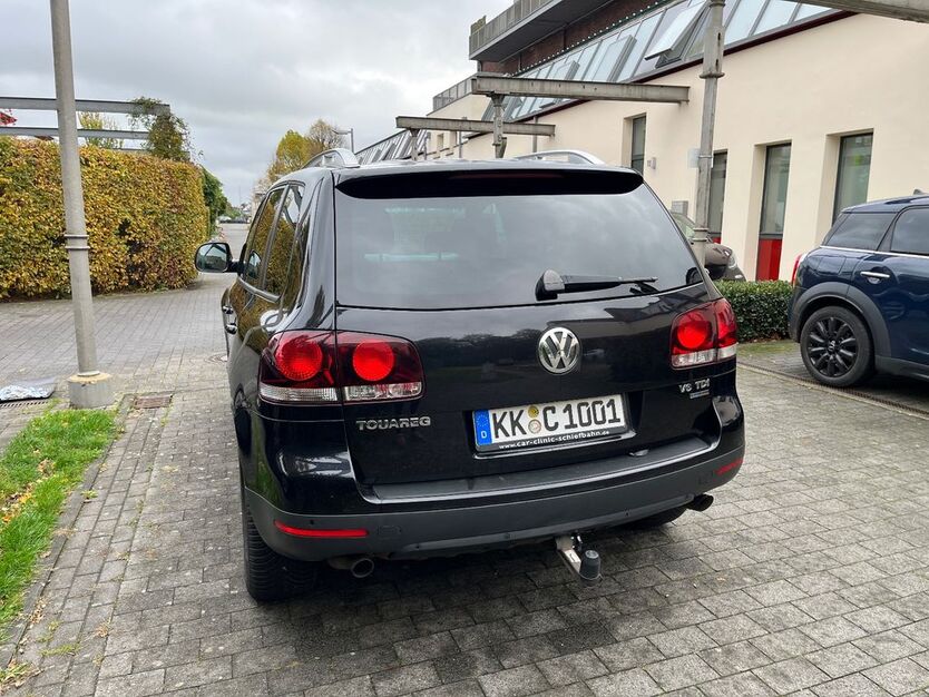 VW Touareg 310.616 km 6.750 € Willich 47877