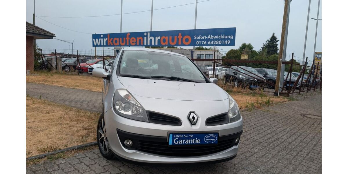 Renault Clio 72.000 km 3.499 &euro; Kempen 47906