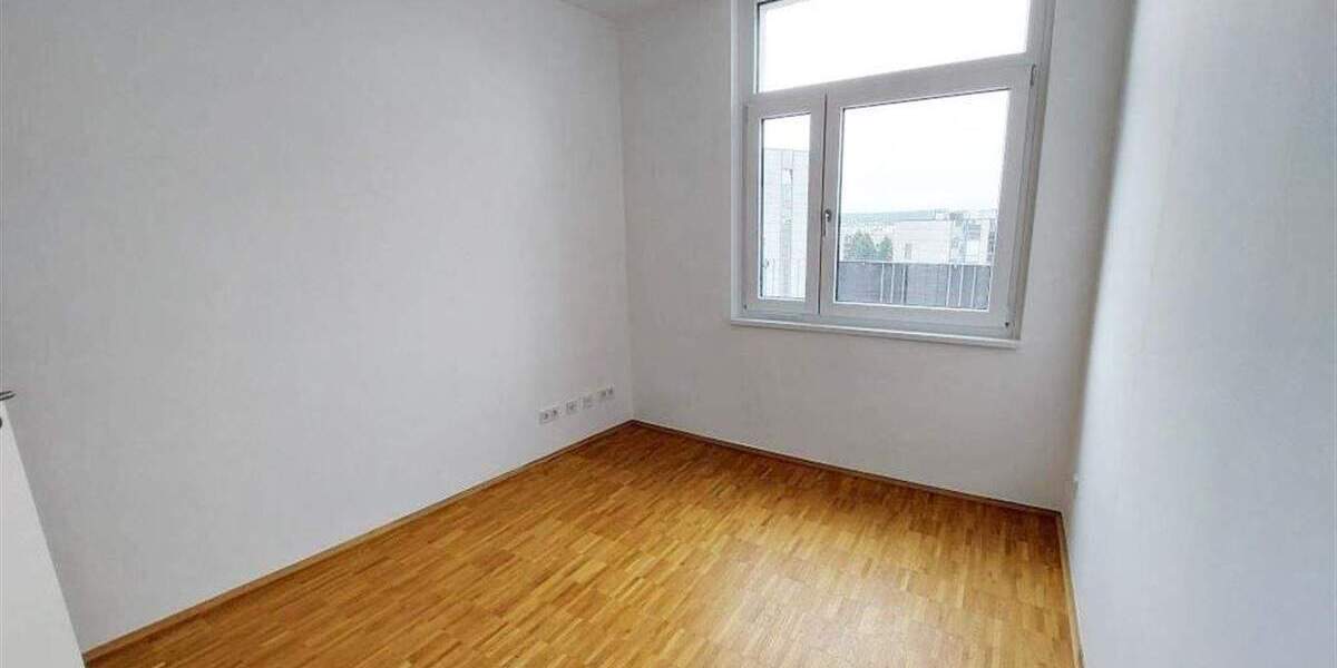 Etagenwohnung Düsseldorf Flingern Nord - 3 Zimmer, 85 m&sup2;, 1.410&euro; | Angebot:25645625