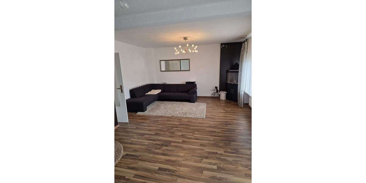 Etagenwohnung Duisburg Walsum - 3 Zimmer, 61 m&sup2;, 555&euro; | Angebot:26865899
