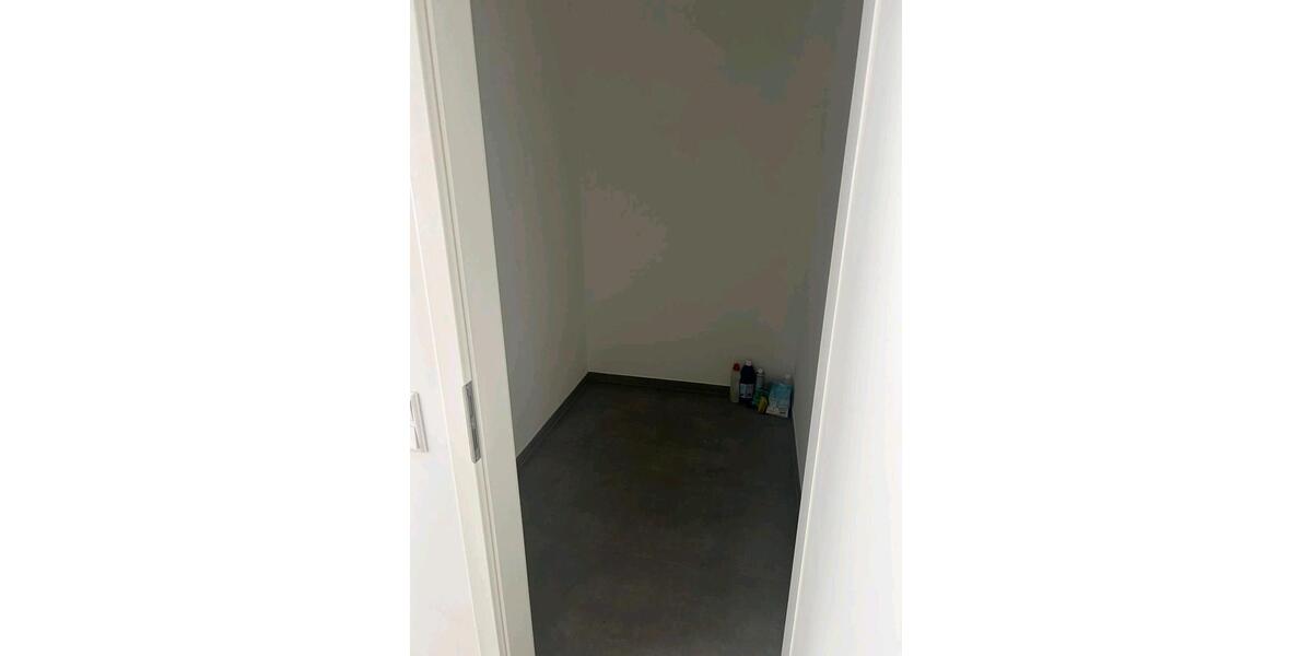 Erdgeschoßwohnung Duisburg Essenberg - 1 Zimmer, 65 m&sup2;, 750&euro; | Angebot:26193555