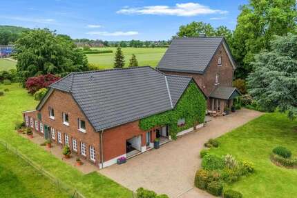 Haus Moers Rheinkamp - 8 Zimmer, 257 m&sup2;, 869.000&euro; | Angebot:26885339