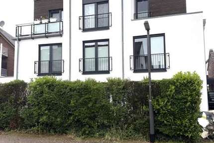 Wohnung Duisburg / Baerl Baerl - 4 Zimmer, 148 m&sup2;, 1.500&euro; | Angebot:26487560