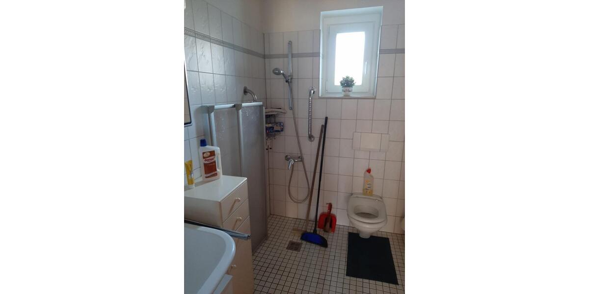 Erdgeschoßwohnung Essen Stadtbezirk VII - 2.5 Zimmer, 55 m&sup2;, 550&euro; | Angebot:24977014