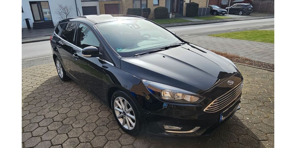 Ford Focus 72.500 km 9.990 &euro; Neuss 41470