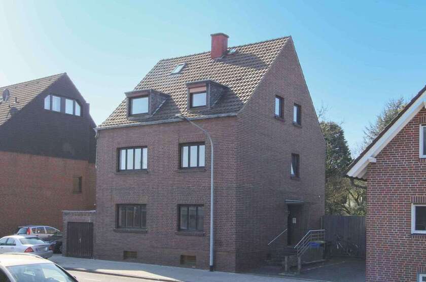 Haus zum Kaufen in Mönchengladbach 329.000 € 197.02 m²