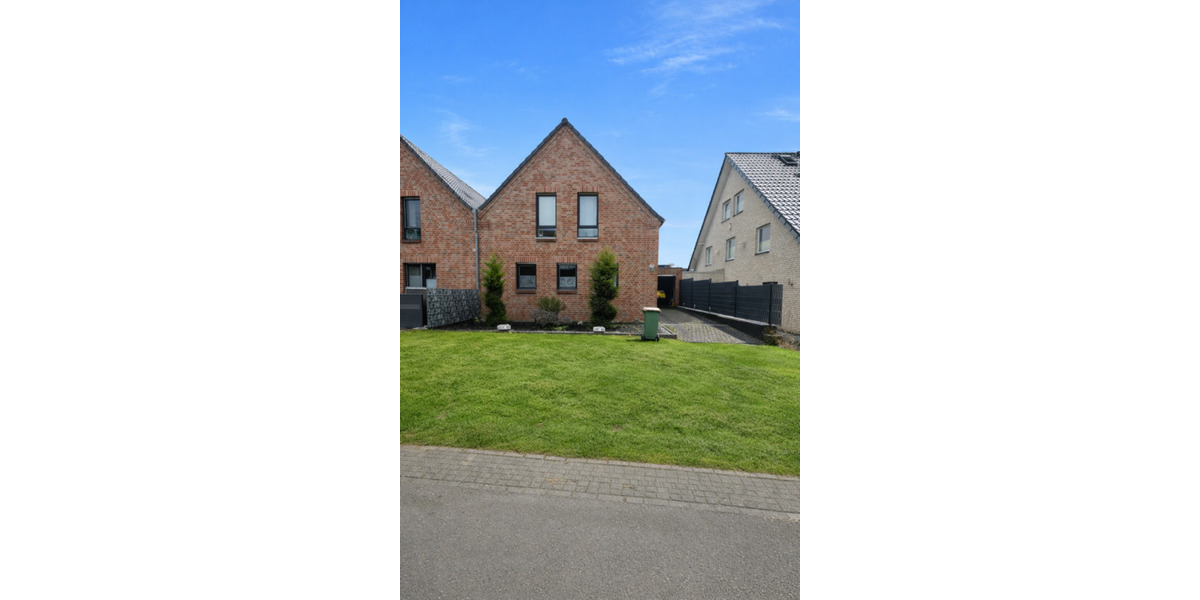 Doppelhaushälfte Oberhausen Schmachtendorf - 5 Zimmer, 136 m&sup2;, 569.000&euro; | Angebot:25339867