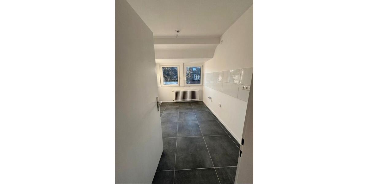 Maisonettenwohnung Duisburg Duisburg-Mitte - 3 Zimmer, 120 m&sup2;, 950&euro; | Angebot:24979745