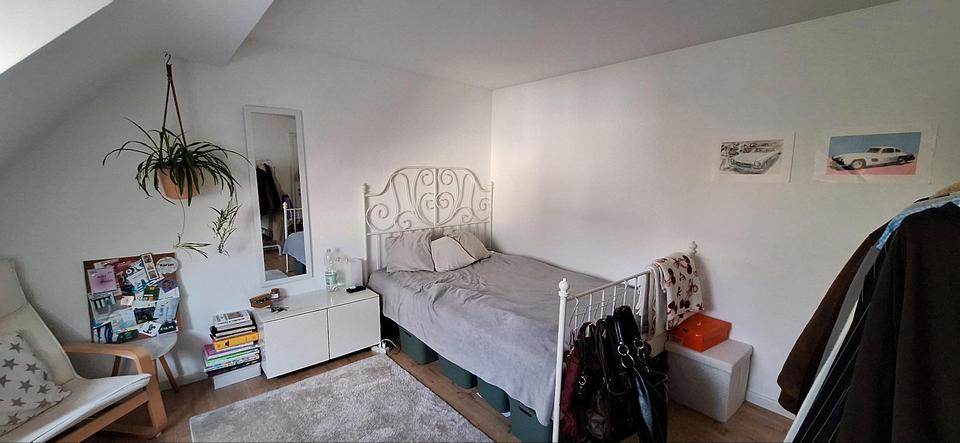 Dachgeschoßwohnung Düsseldorf Derendorf - 1 Zimmer, 13 m&sup2;, 470&euro; | Angebot:24550801