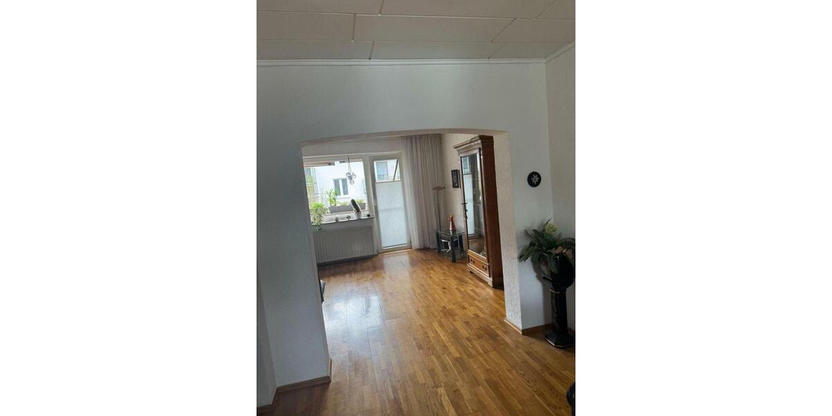 Etagenwohnung Ratingen Homberg - 3 Zimmer, 65 m&sup2;, 189.000&euro; | Angebot:24493530