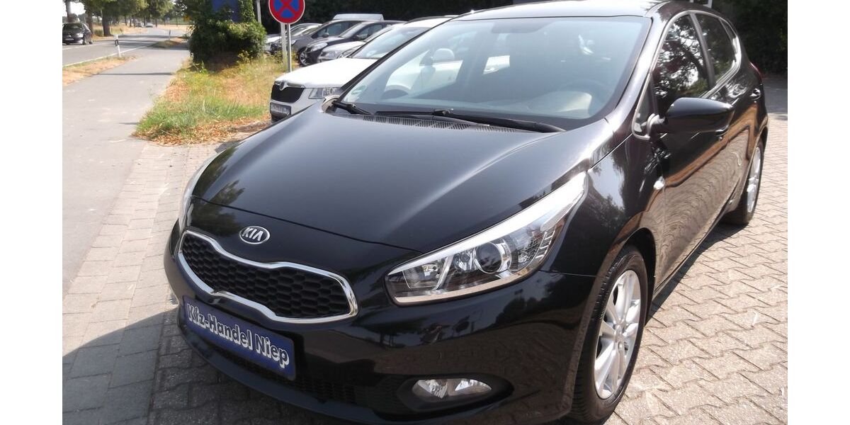 Kia ceed / Ceed 147.000 km 6.490 &euro; Moers 47447