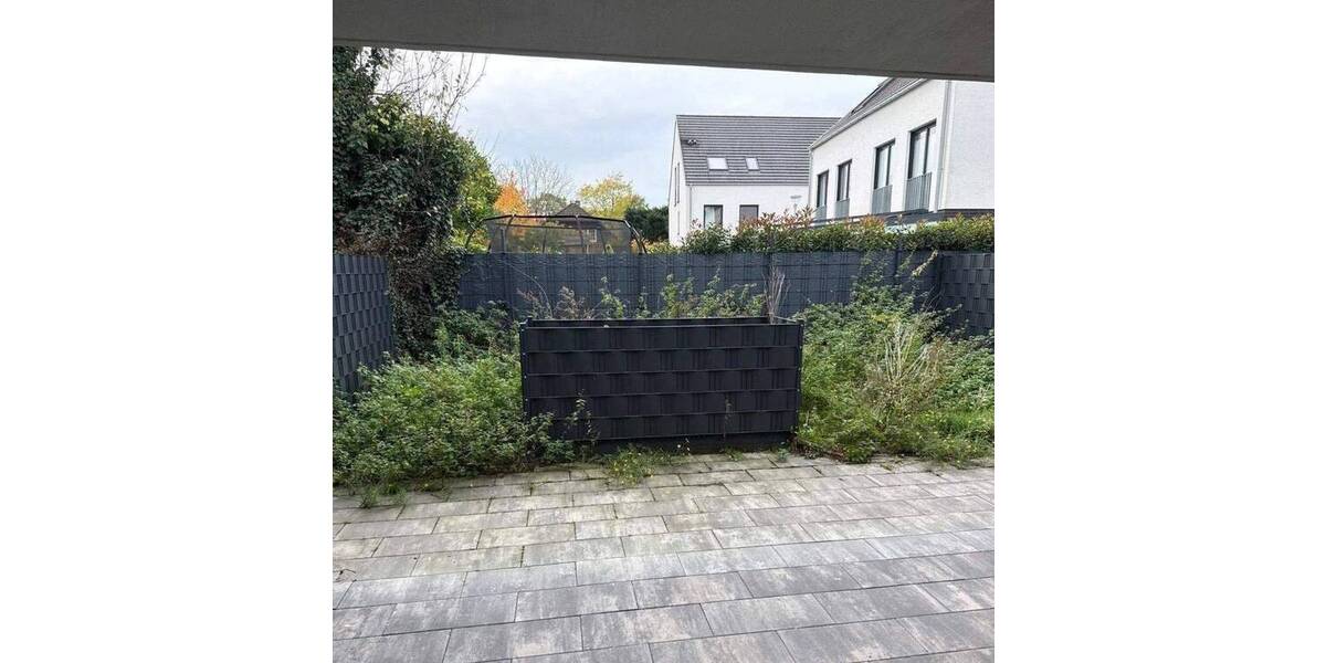 Etagenwohnung Kaarst Vorst - 3 Zimmer, 138 m&sup2;, 2.070&euro; | Angebot:26881290