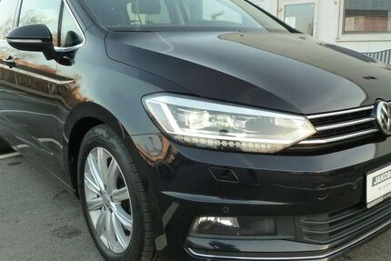 VW Touran 114.000 km 22.900 &euro; Duisburg 47269