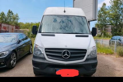 Mercedes-Benz Sprinter 215.000 km 16.660 &euro; Duisburg 47249