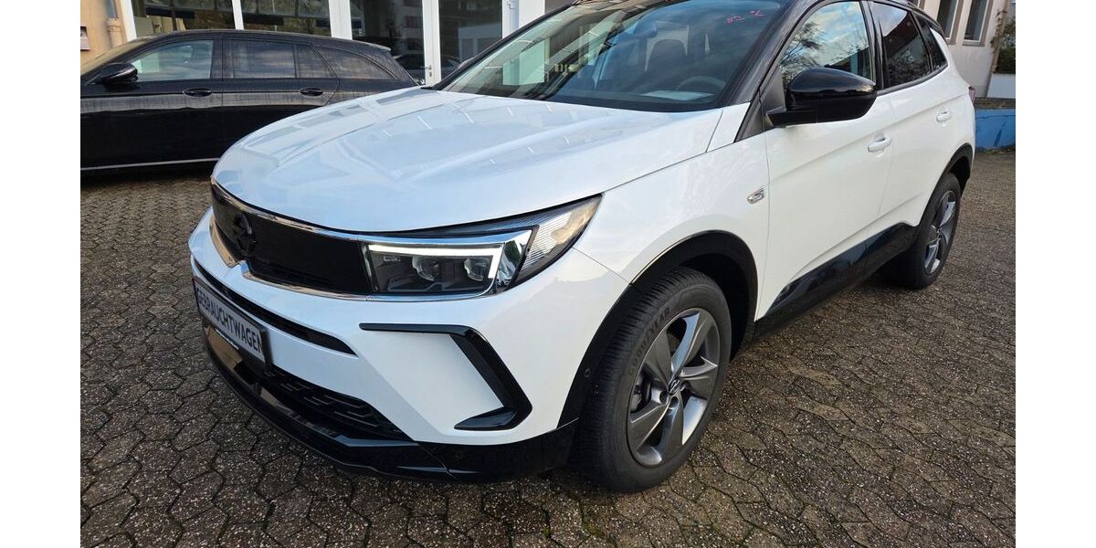 Opel Grandland (X) 18.000 km 21.490 &euro; Erkrath 40699