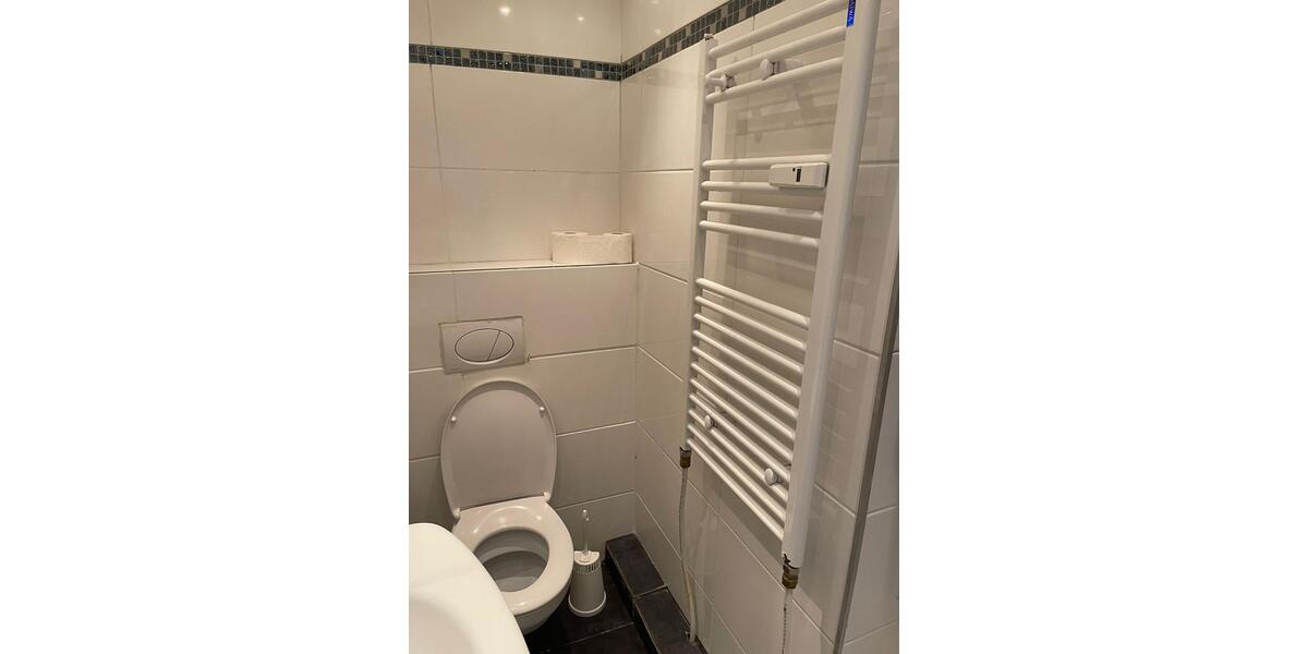 Dachgeschoßwohnung Duisburg Essenberg - 2.5 Zimmer, 67 m&sup2;, 900&euro; | Angebot:24866587