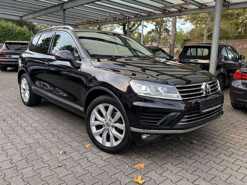 VW Touareg 187.000 km 22.499 € Krefeld 47799