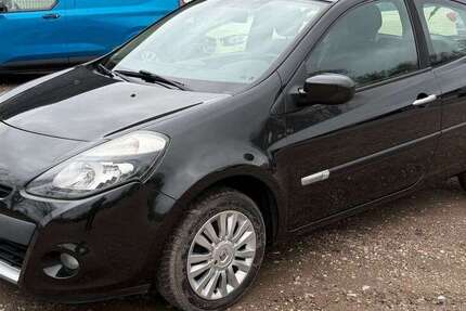 Renault Clio 180.000 km 2.490 &euro; Neukirchen-Vluyn 47506