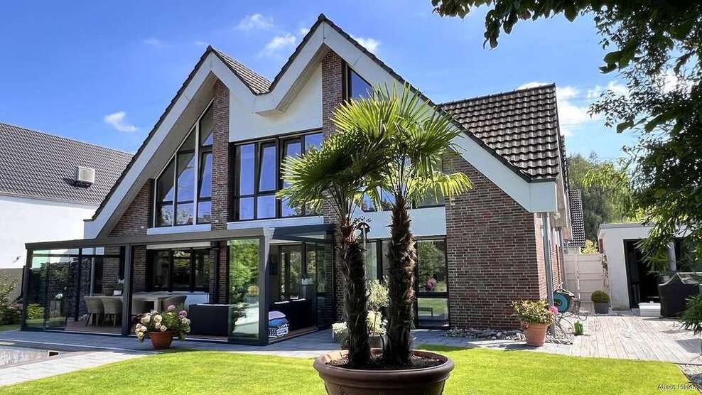 Haus zum Kaufen in Hilden 1.795.000 € 293 m²