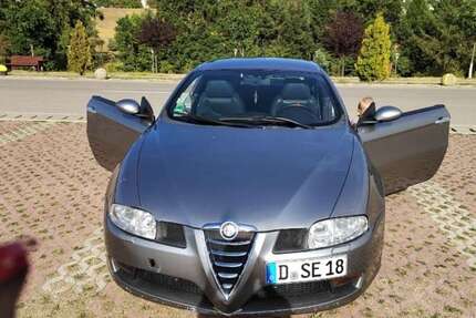 Alfa Romeo GT 102.000 km 11.400 € Düsseldorf 40219