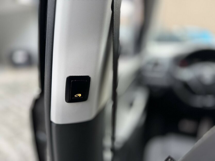 VW Sharan Kamera El.Türen 7.Sitze AppleCarplay 116.000 km 25.990 € Mönchengladbach 41066