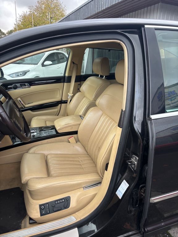 VW Phaeton 261.000 km 4.490 € Essen 45356