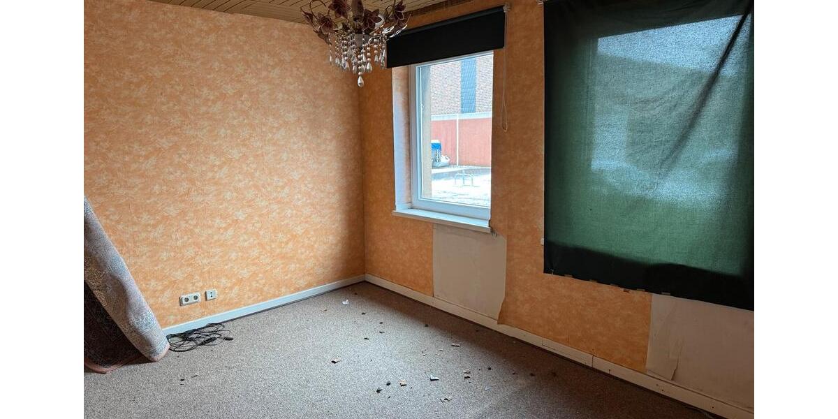 Doppelhaushälfte Duisburg Rheinhausen - 4 Zimmer, 90 m&sup2;, 220.000&euro; | Angebot:25087979