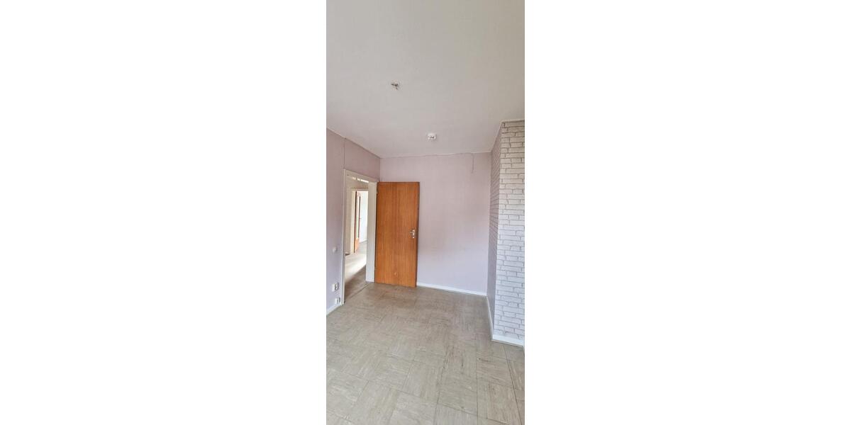 Etagenwohnung Duisburg Hamborn - 3.5 Zimmer, 59 m&sup2;, 360&euro; | Angebot:26335930