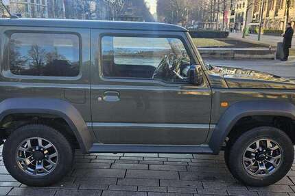 Suzuki Jimny 41.800 km 28.880 &euro; Düsseldorf 40545