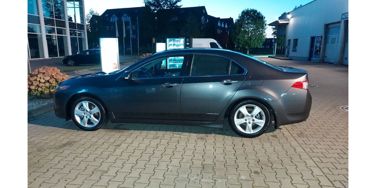 Honda Accord 211.000 km 11.700 &euro; Kaarst 41564