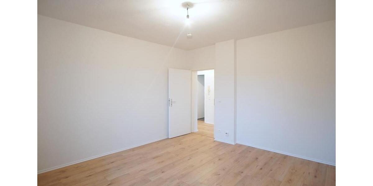 ~ Frisch renoviert Einziehen noch vor Weihnachten ~ 2 zimmer