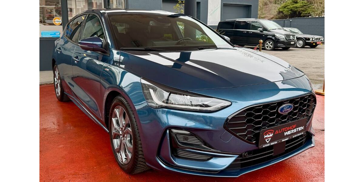Ford Focus 11.420 km 24.990 &euro; Düsseldorf 40589